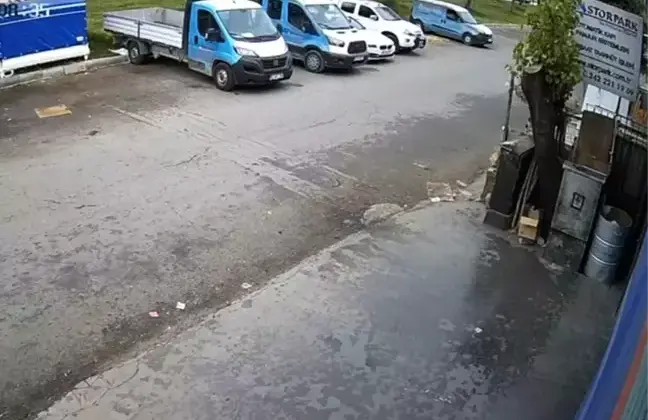 Antalya’da Feci Kaza: Genç Sürücü Hayatını Kaybetti