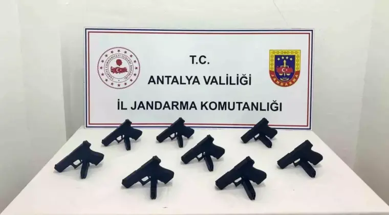 Antalya’da Ruhsatsız Silah Operasyonu