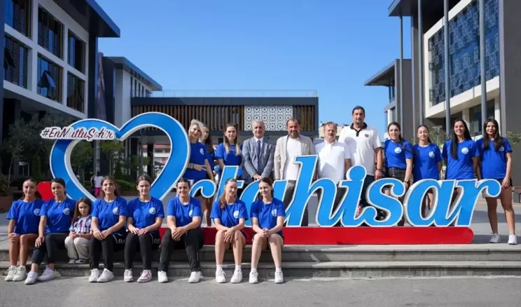 Ortahisar Belediyespor 15 Oyuncu ile Sözleşme İmzaladı