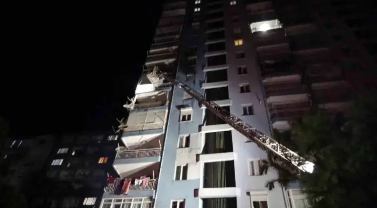 Antalya’da Yangın Panik Yarattı
