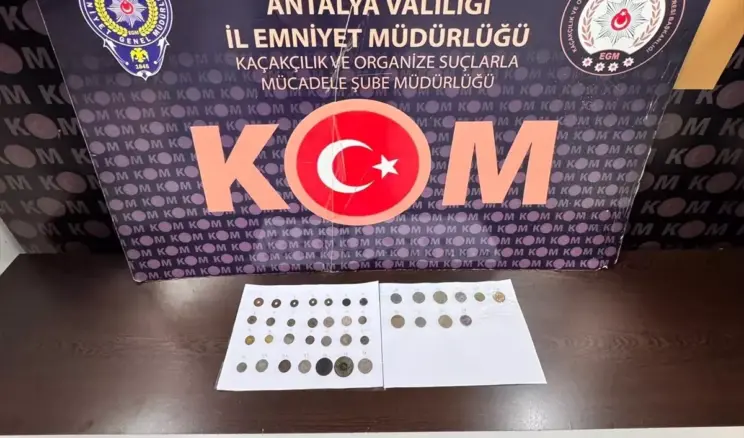 Antalya’da Kaçakçılık Operasyonları: 43 Şüpheli Yakalandı